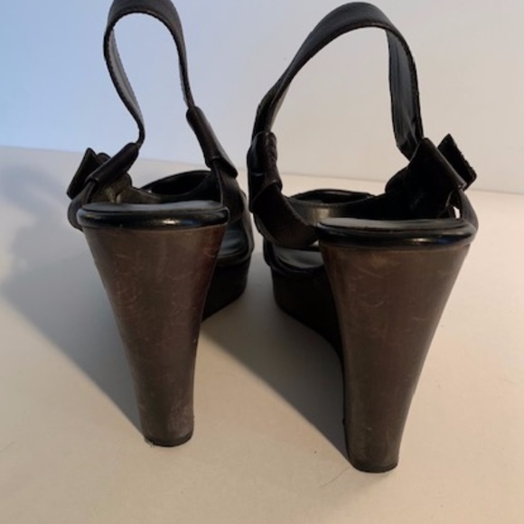 Nine West Black Sandals with Wood Wedges - Picture 4 of 8